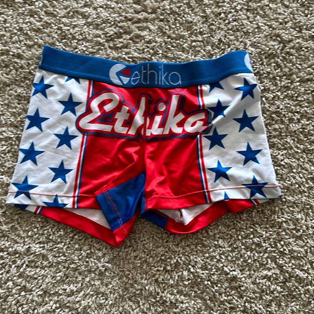 Ethika Shorts - S